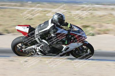 media/Oct-26-2025-Race Pace (Sun) [[c1447ca738]]/Verified/1-Turn 9 Inside (930am)/